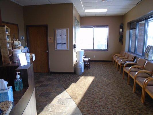 Main lobby on the physician side (right), not the massage & acupuncture side (left).