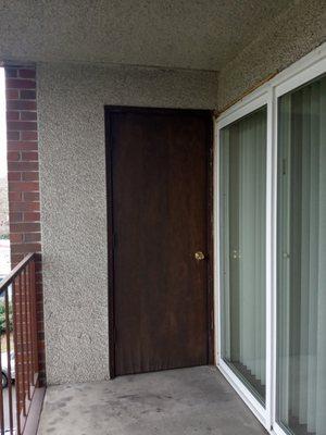 Balcony/patio storage room