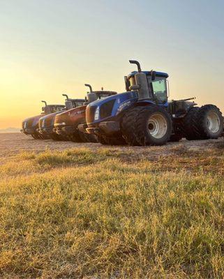 We have a fleet of tractors and scraper pans to dig ponds, level farmland, and perform commercial site development.