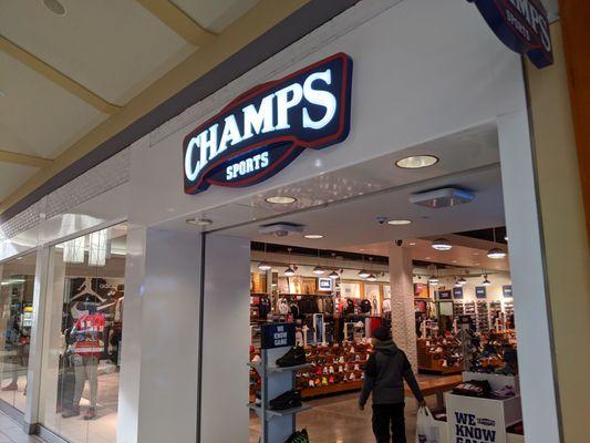 Champs Sports