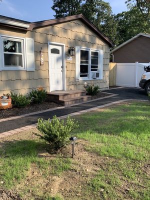 front stoop and walkway