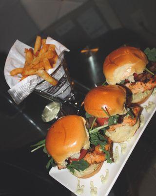 Salmon sliders x Seasoned Fries x Herb Mayo .