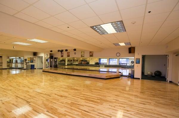 Encore Room (Large Group Fitness Studio). Yoga, Zumba, BodyPump, Insanity, Cardio Kickboxing, and much more.