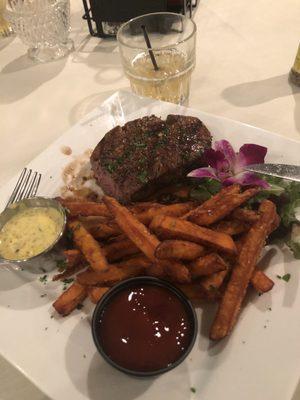 9 oz. filet with Bernaise sauce & sweet potato fries