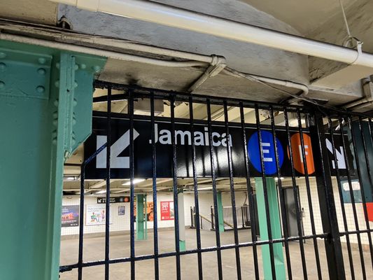 An old Jamaica (E) & (F) sign from the late 1980s/early 1990s