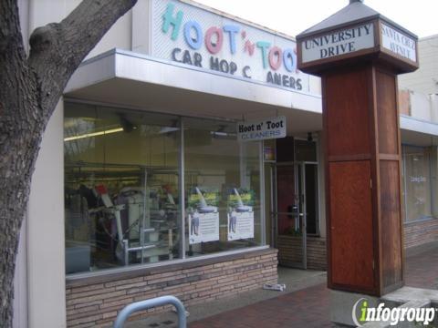 Hoot 'N Toot Cleaners