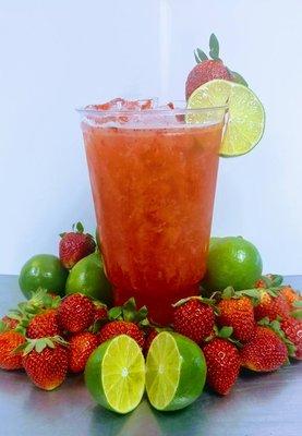 Strawberry Lemonade/ Limonada con Fresa