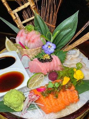 Omakase sashimi platter.