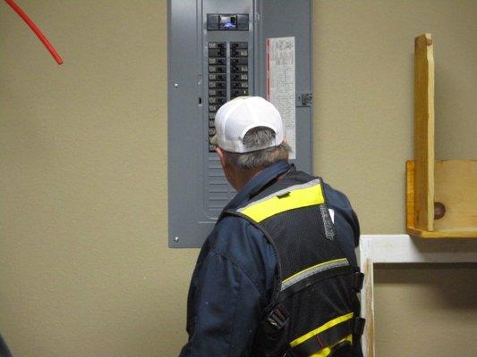 Electric Panel Inspection | Home Inspection Servies