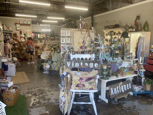 Shabby Chic Boutique on Main