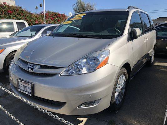 2009 Toyota Sienna XLE