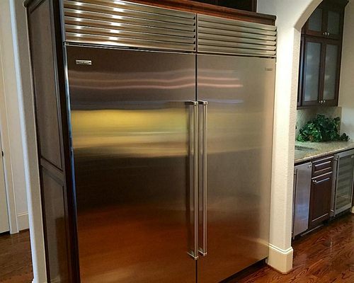 Sub Zero Refrigerator, Sub Zero Wine Cooler, Sub Zero Ice Maker.