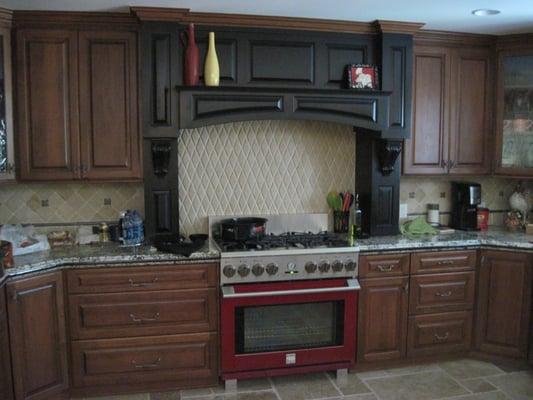 Custom Kitchen Cabinets