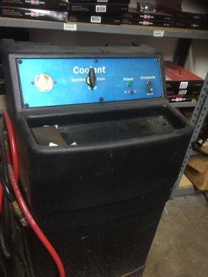 Coolant flush machine