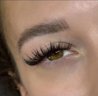 Wispy lash set