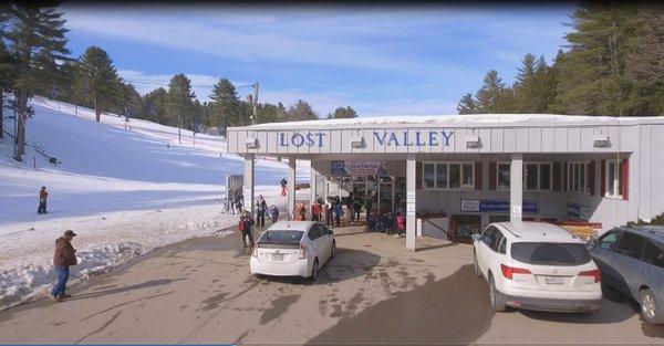 Entrance to Base Loge as seen from Parking Lot