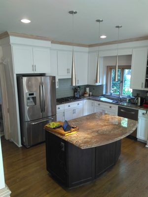 Suzanne cabinets After refacing, Charlotte NC