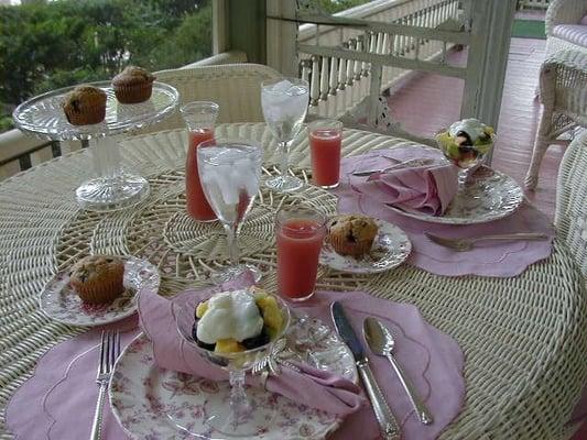 Breakfast on the porch at White Swan Inn B&B