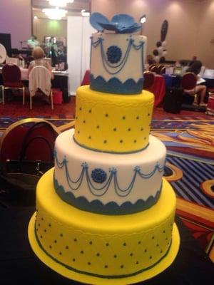 Modern wedding cake