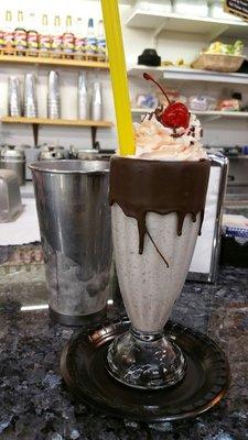 Cookies and Cream Yogurt Milkshake $6