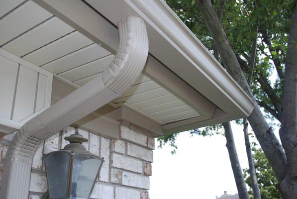 we do custom home exteriors including gutters and vinyl siding