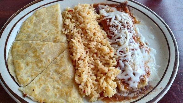 Lunch special with quesadilla and burrito. Not alot of flavor. Would have benefited from some quac or sour cream (which was extra)