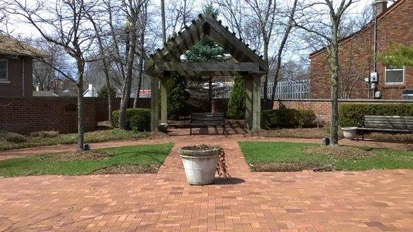 waiting for spring flowers to brighten up the park