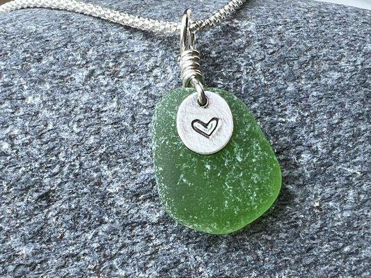 RI SEA GLASS NECKLACE