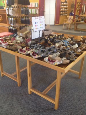 The sale table. There are so many quality shoes here.