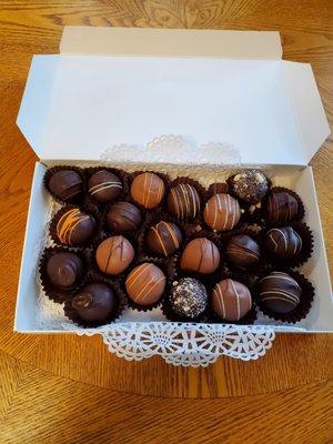 Mixed truffle box