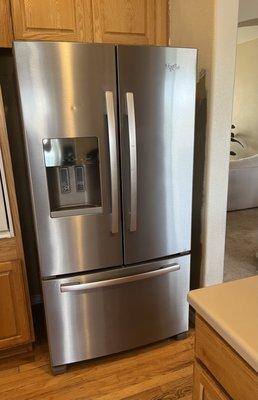 Refrigerator repair