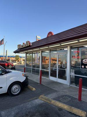 Winchell's Donut House