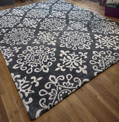 Area rug