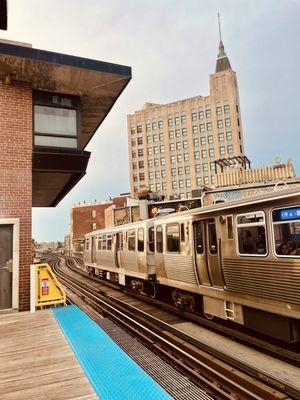 Head to the Damen stop on the blue line