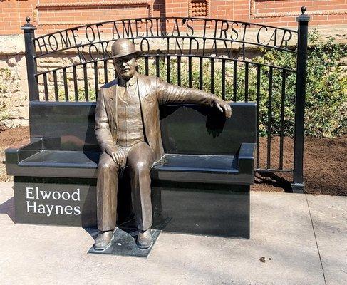 Elwood Haynes bronze by DJ Bawden 2017