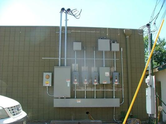 Replacement 600 amp Commercial Service.  Fish Den in Denver, Co