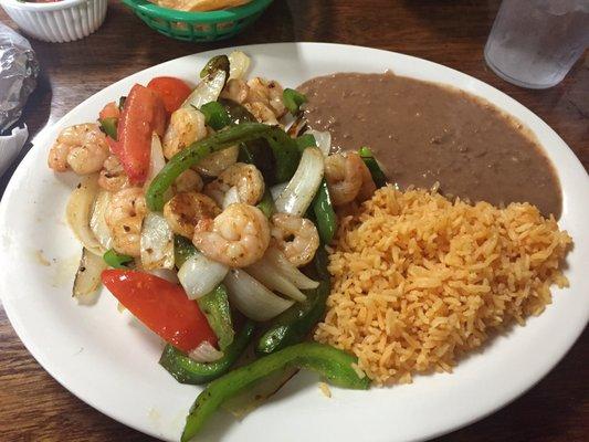 Shrimp fajitas