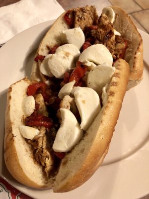 New York Sub: Balsamic chicken, red peppers and mozzarella. Delicious.