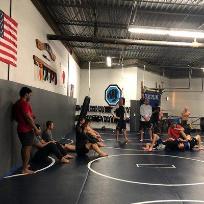 Coach AJ showing some submissions in the grappling class!