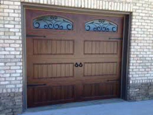 Wood Grain Bead Board with Etched Glass