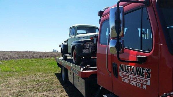 Mustaine's Towing & Recovery | State Center, IA | http://www.mustaines.com/ | 641-691-8869