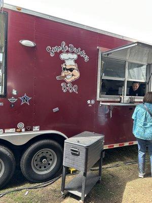 Super cute food truck