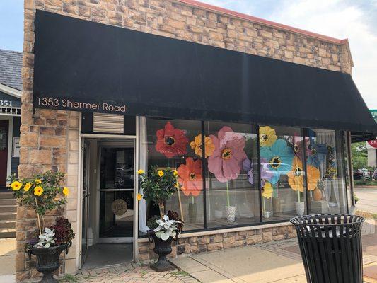 A colorful storefront.