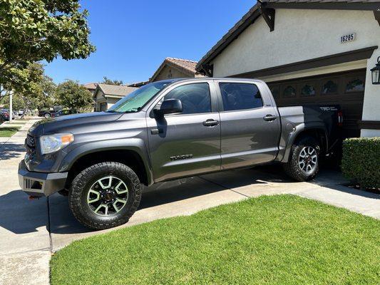 Painted Bushwhacker Flared Fenders