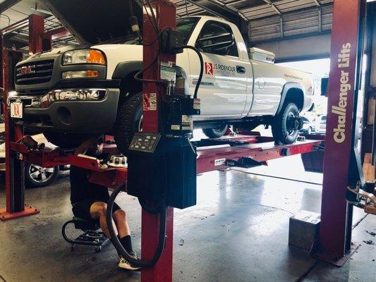 We have state of the art equipment to better service your vehicle!