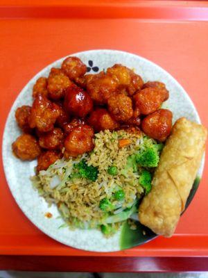 General tso chicken lunch special