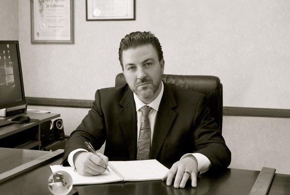 Granth J. Crhoelman, Criminal Defense Attorney