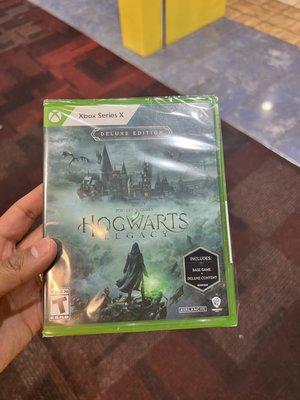 Hogwarts legacy preorder.