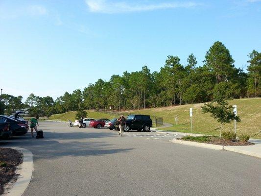 Most convenient smallest yet challenging disc golf course here in Wilmington, NC.