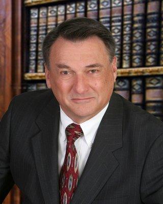 Mike Kelly, Real Estate, Probate & Trust Attorney